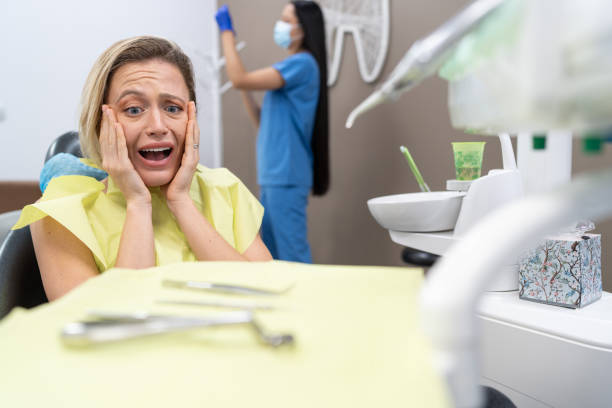 Best Dentist for Tooth Abscess  in Waterloo, IL